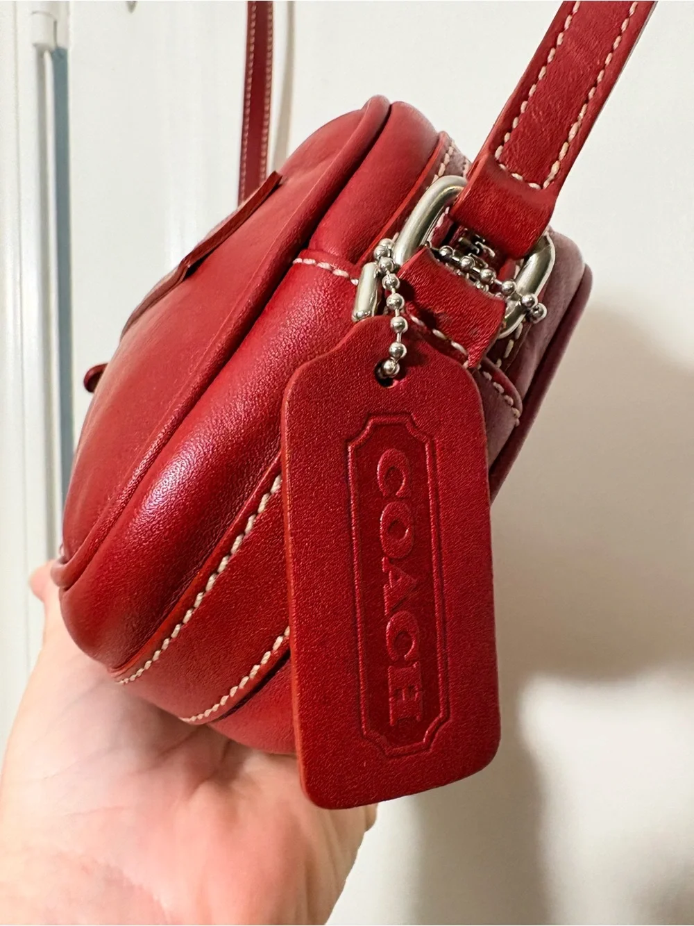 2002 Coach 9589 Red Legacy West Camera Bag Crossbody - Picture 8 of 15